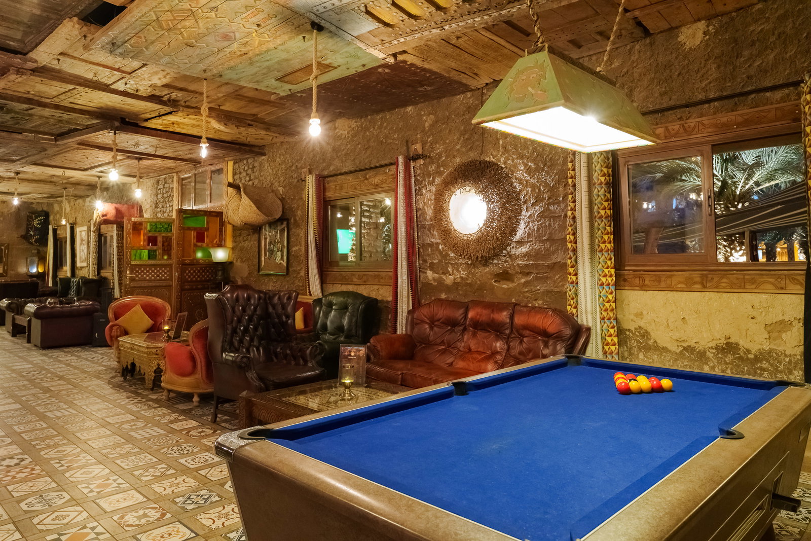 Bars & Restaurants 7