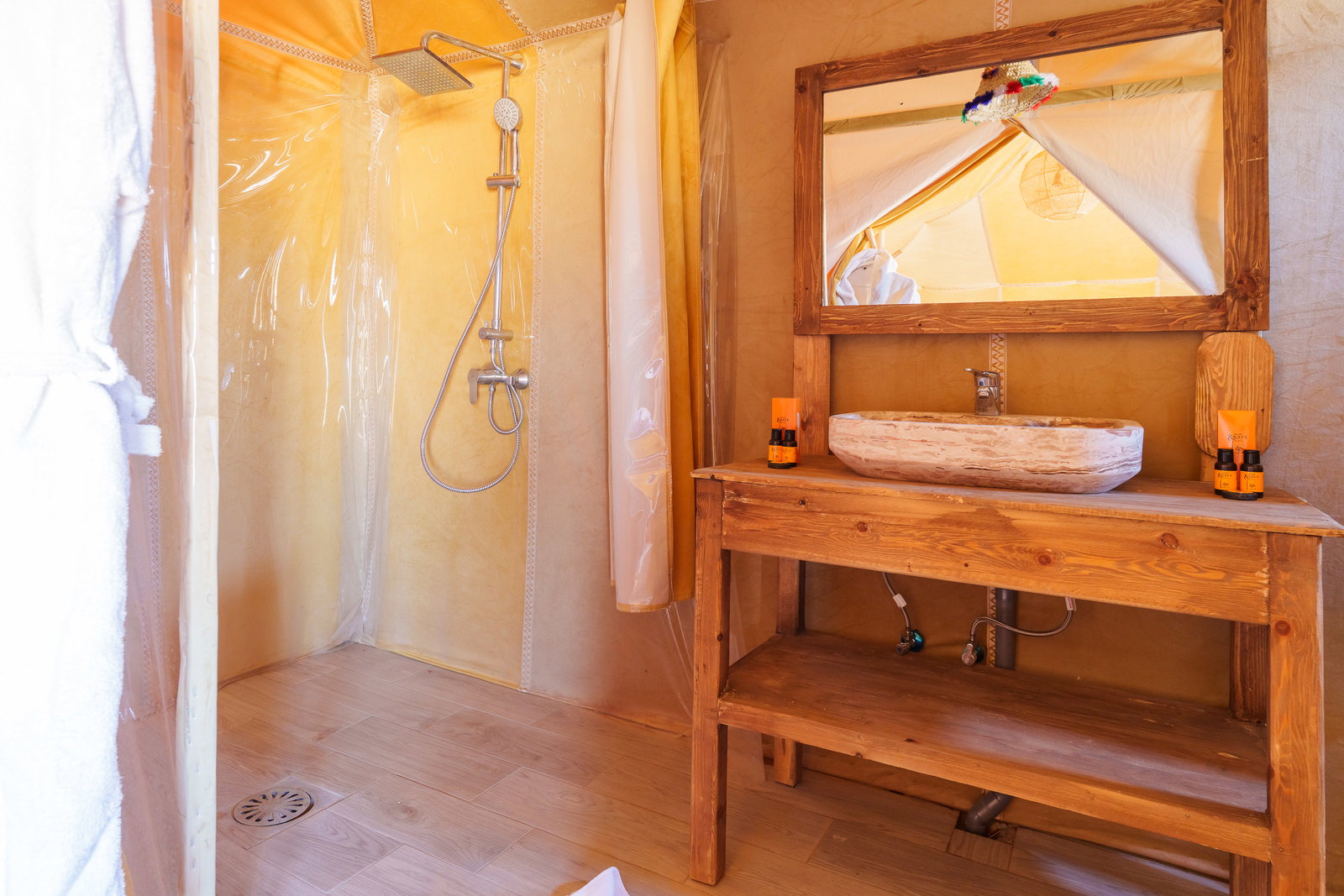 Campamento Merdani - Baño - LeoGerzon-20.jpg