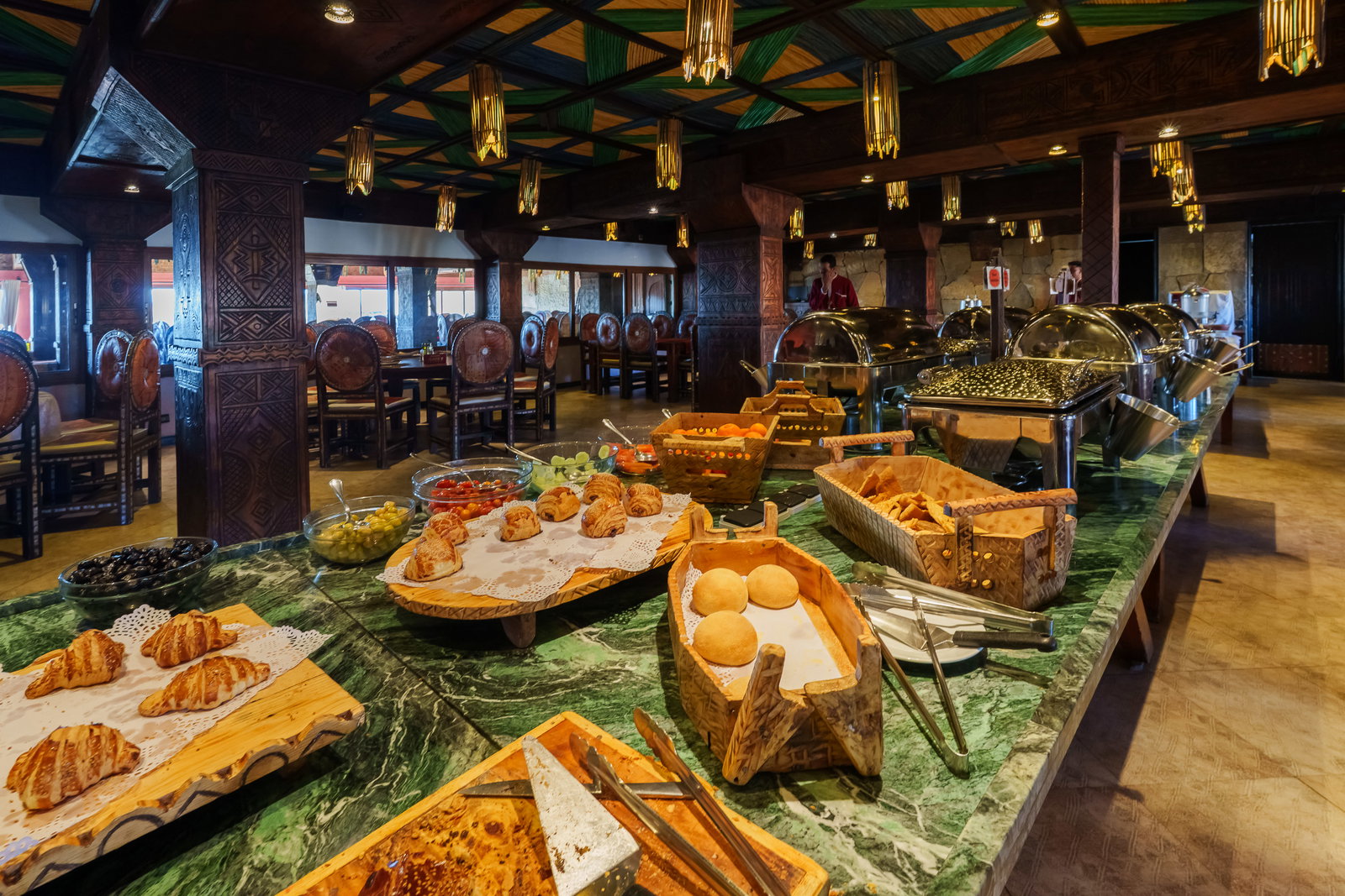 Panoramic Restaurant · 220 diners 6