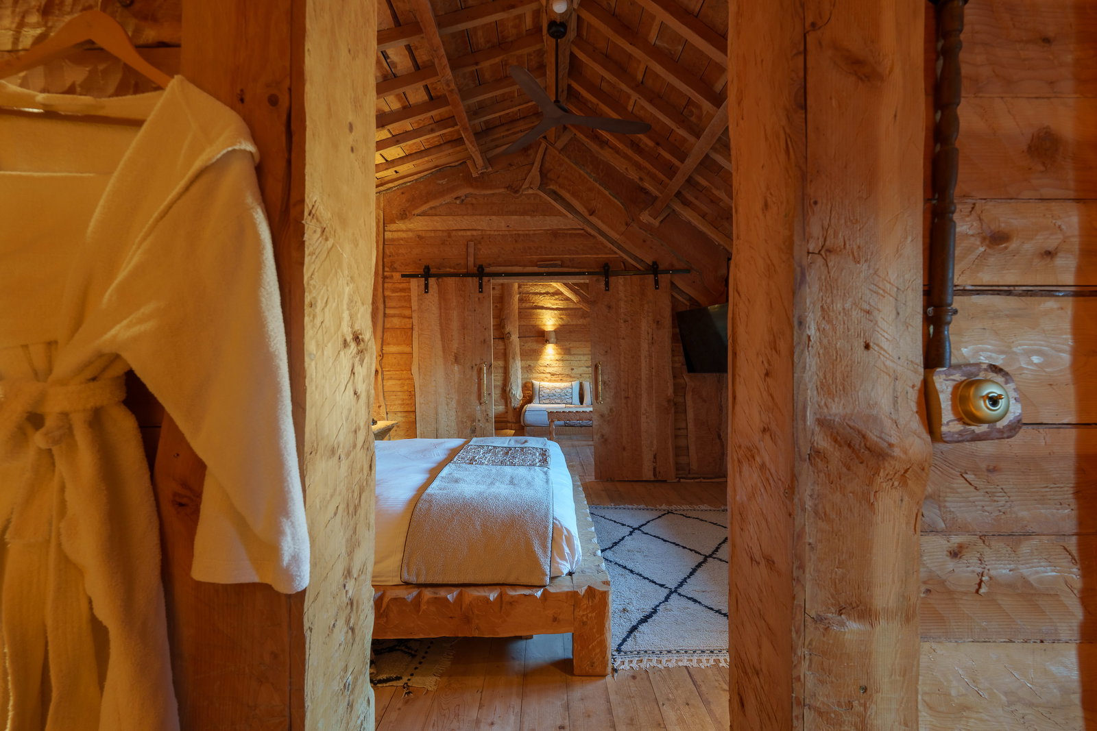 Double Room Lake