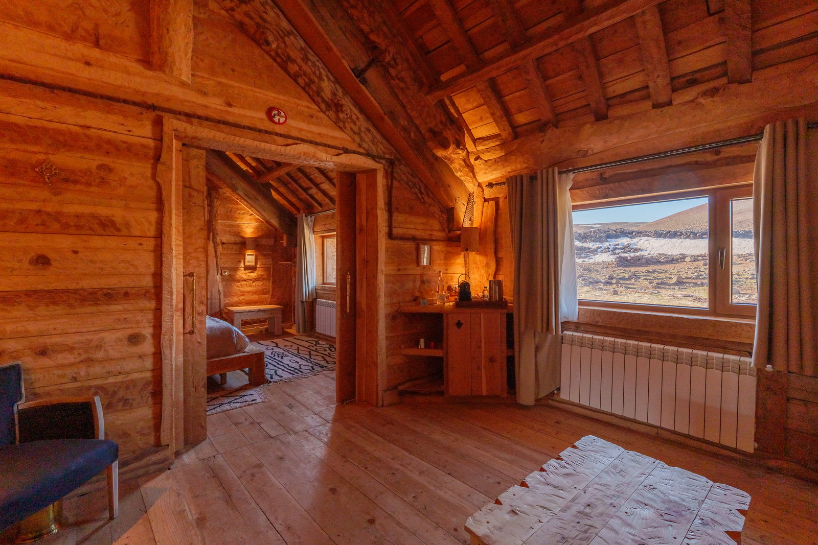 Double Room Volcano