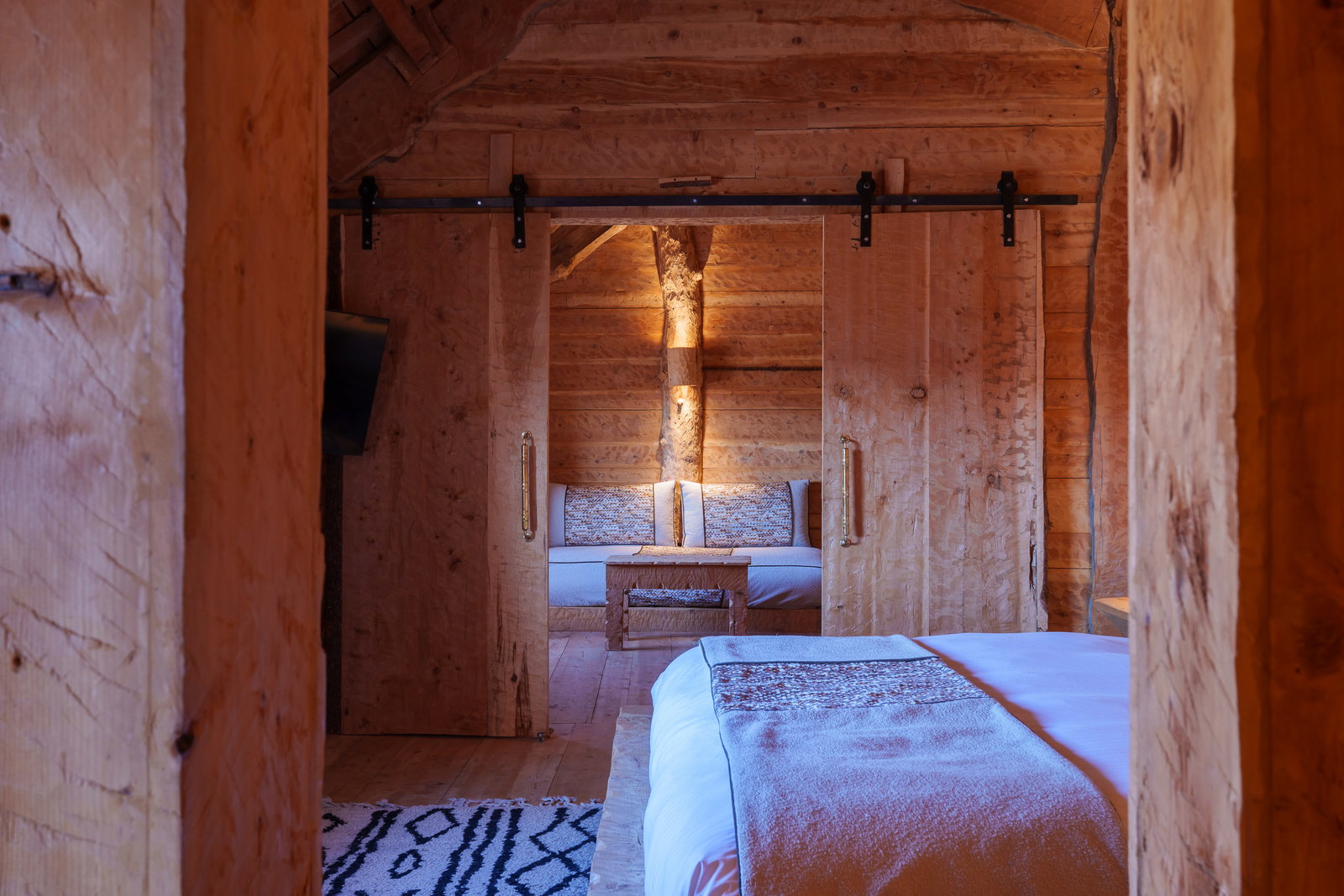 Double Room Volcano