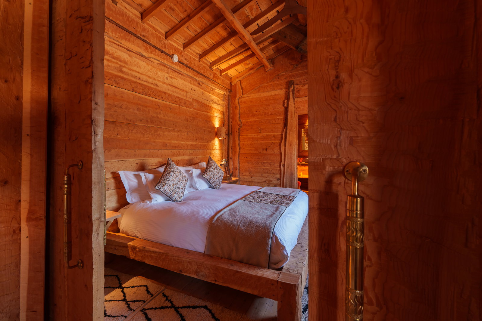 Double Room Volcano