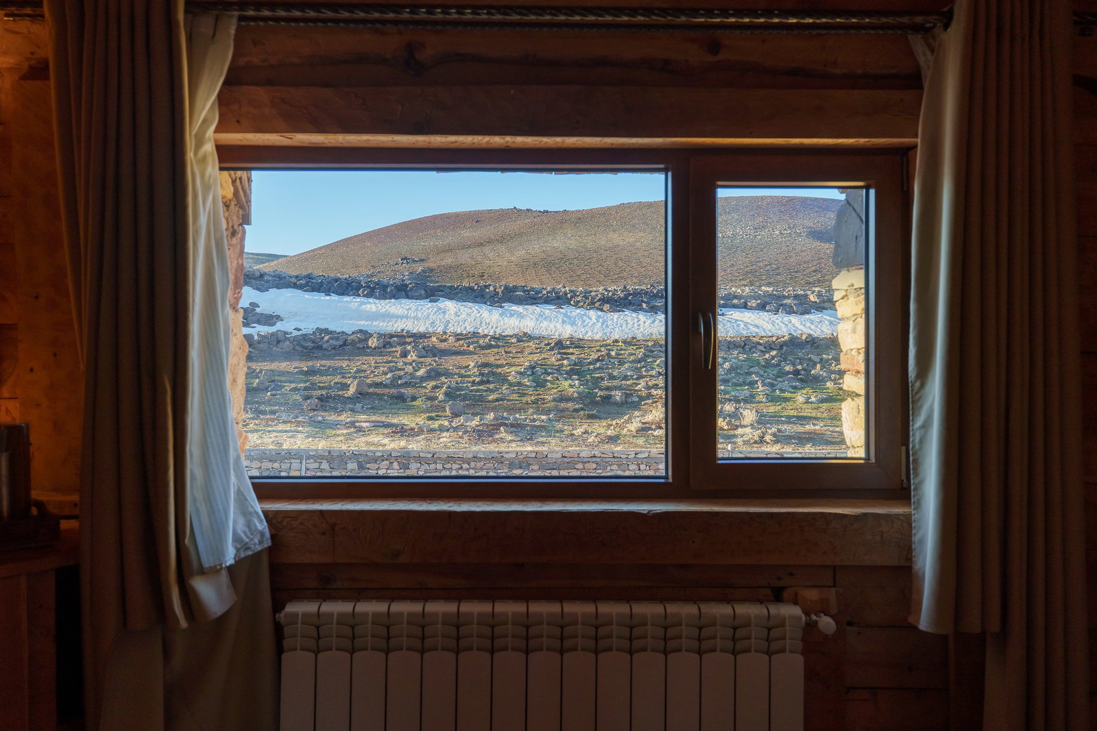 Double Room Volcano