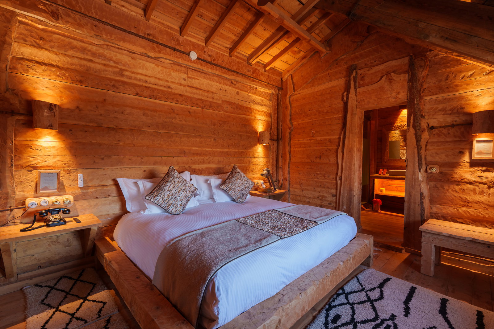 Double Room Volcano